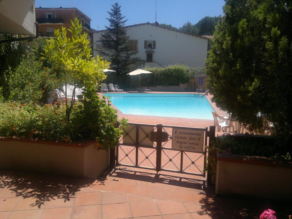 Porto Azzuro Apartment 6 Beds Порт-Аццурро Номер фото
